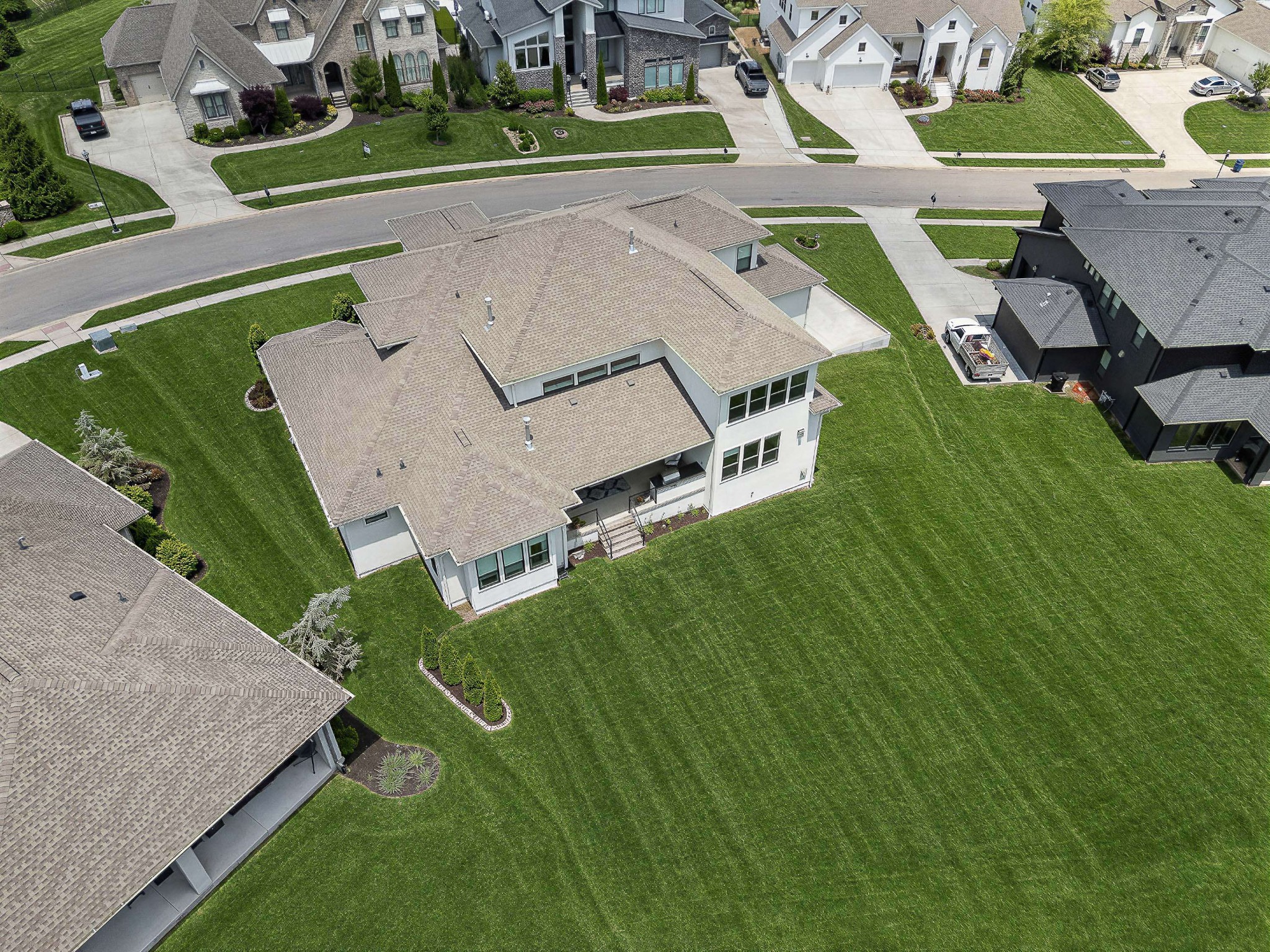 6004 Lookaway Circle Franklin, TN 37067 - Photo 62 of 71 an aerial view of a house with a yard