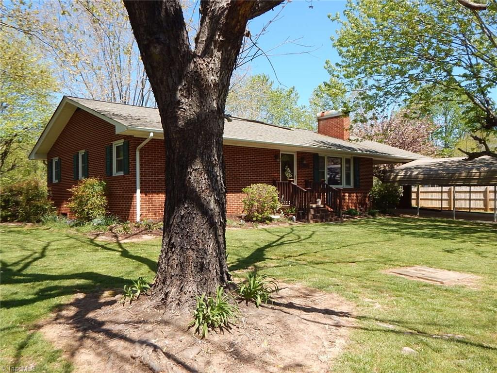 4924 Haynes Road Jonesville, NC 28642 - Photo 1 of 15 Gallery Image 1