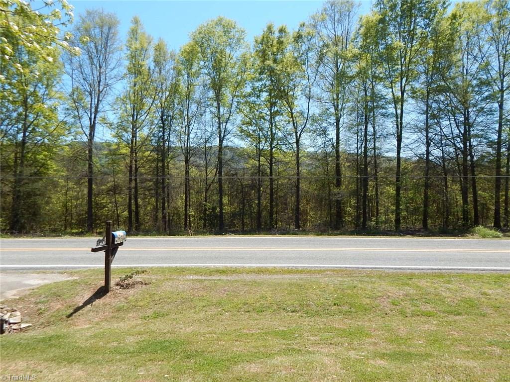 4924 Haynes Road Jonesville, NC 28642 - Photo 13 of 15 Gallery Image 13