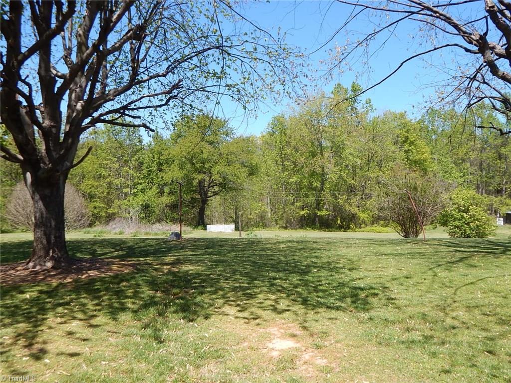 4924 Haynes Road Jonesville, NC 28642 - Photo 10 of 15 Gallery Image 10