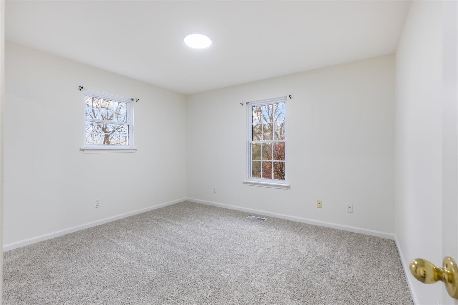 1775 Nelson Road Goodlettsville, TN 37072 - Photo 19 of 45 an empty room with windows