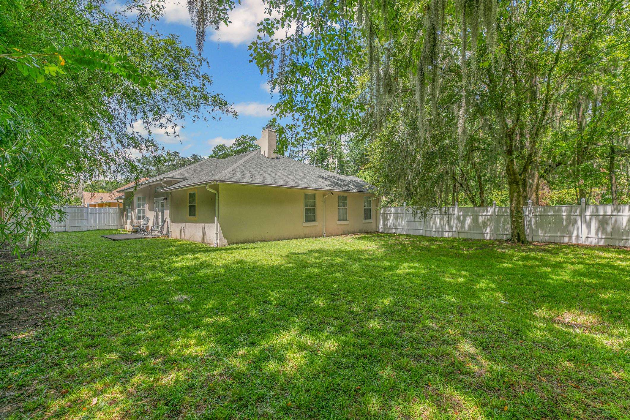 11511 Mandarin Road Jacksonville, FL 32223 - Photo 34 of 41 View of fenced backyard