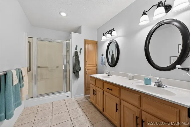 $275,000 | 738 J J Robert Circle, Lebanon, MO 65536