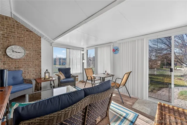 $275,000 | 738 J J Robert Circle, Lebanon, MO 65536