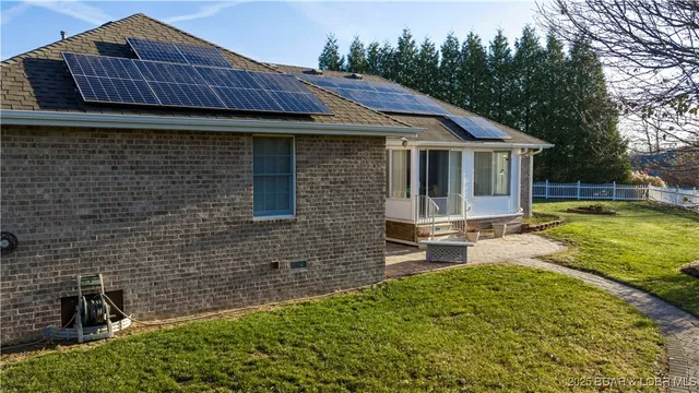 $275,000 | 738 J J Robert Circle, Lebanon, MO 65536