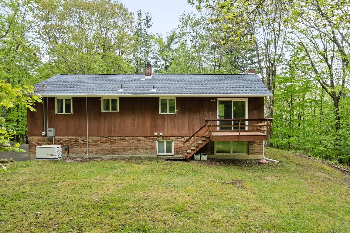 140 Noyes Road Vestal, NY 13850 - Photo 4 of 38 Gallery Image 4