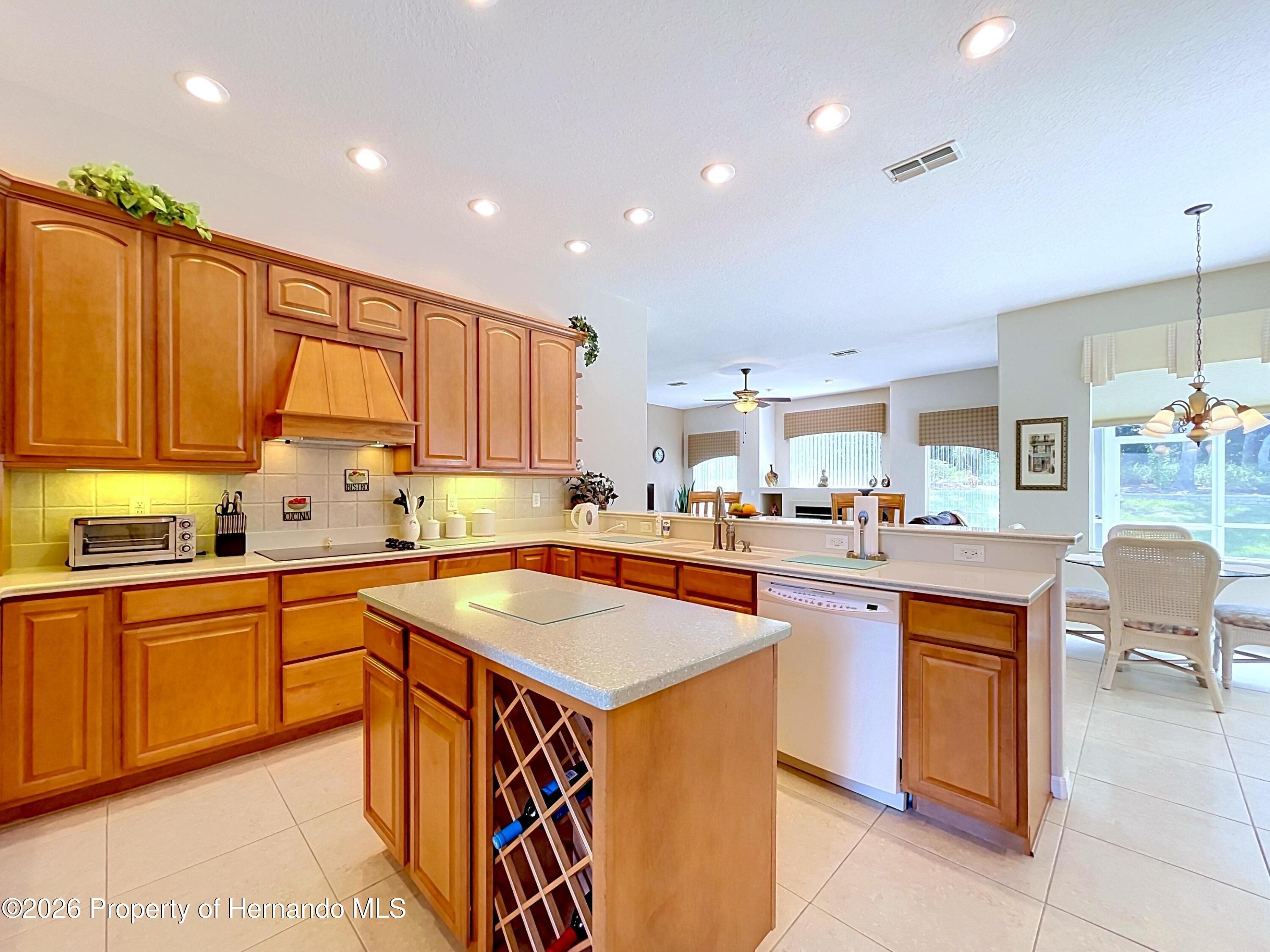10333 Ridge Top Loop Weeki Wachee, FL 34613 - Photo 26 of 65