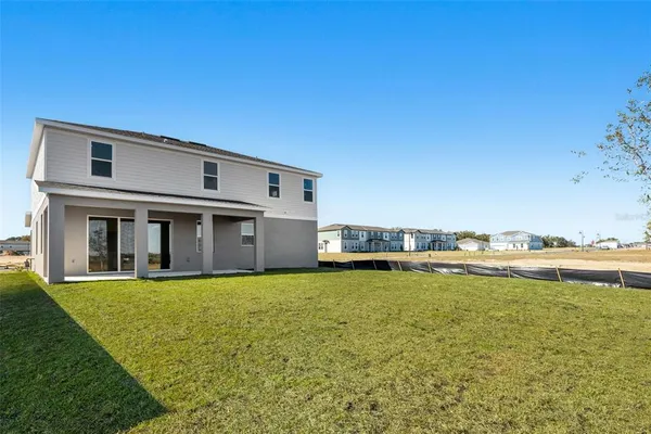 $549,870 | 810 Emerald Grv Drive, Apopka, FL 32703