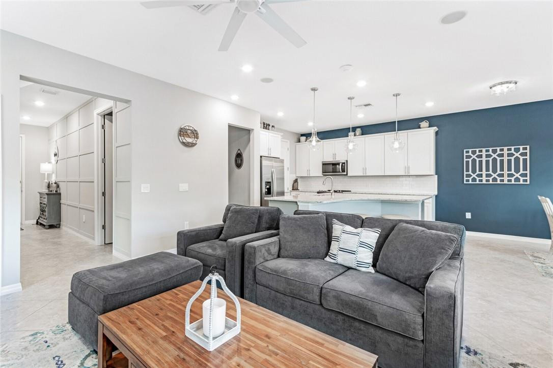 8289 Cadre Noir Road Lake Worth, FL 33467 - Photo 13 of 58 Photo 13