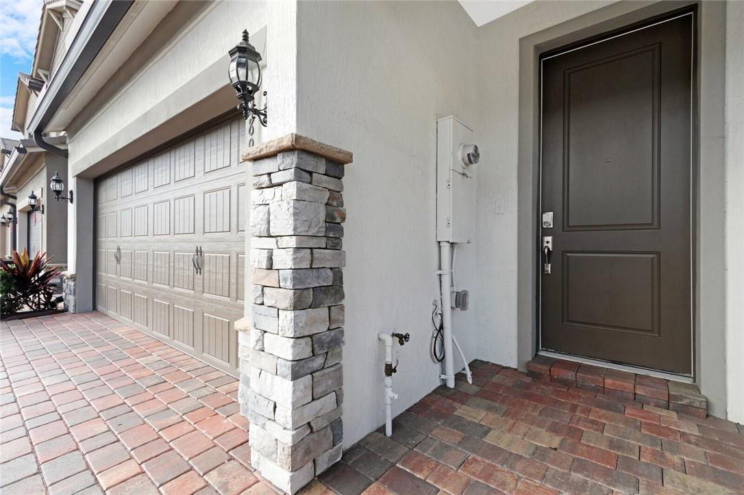 8289 Cadre Noir Road Lake Worth, FL 33467 - Photo 3 of 58 Photo 3