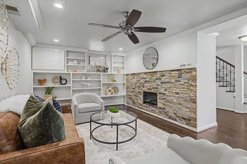 $575,000 | 629 Watsonwood Drive, Nashville, TN 37211