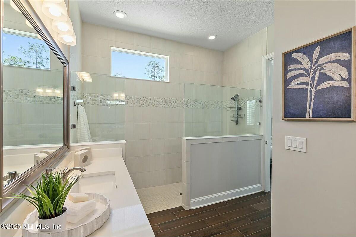 603 Rio Del Norte Road St. Augustine, FL 32095 - Photo 27 of 58 Primary Bathroom