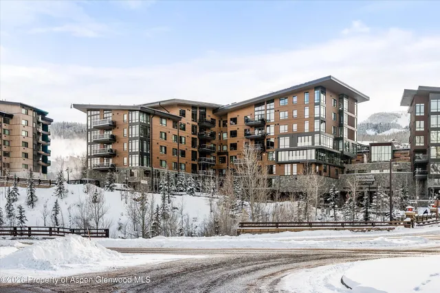 $425,000 | 77 Wood Road, Unit 40301, Snowmass Village, CO 81615