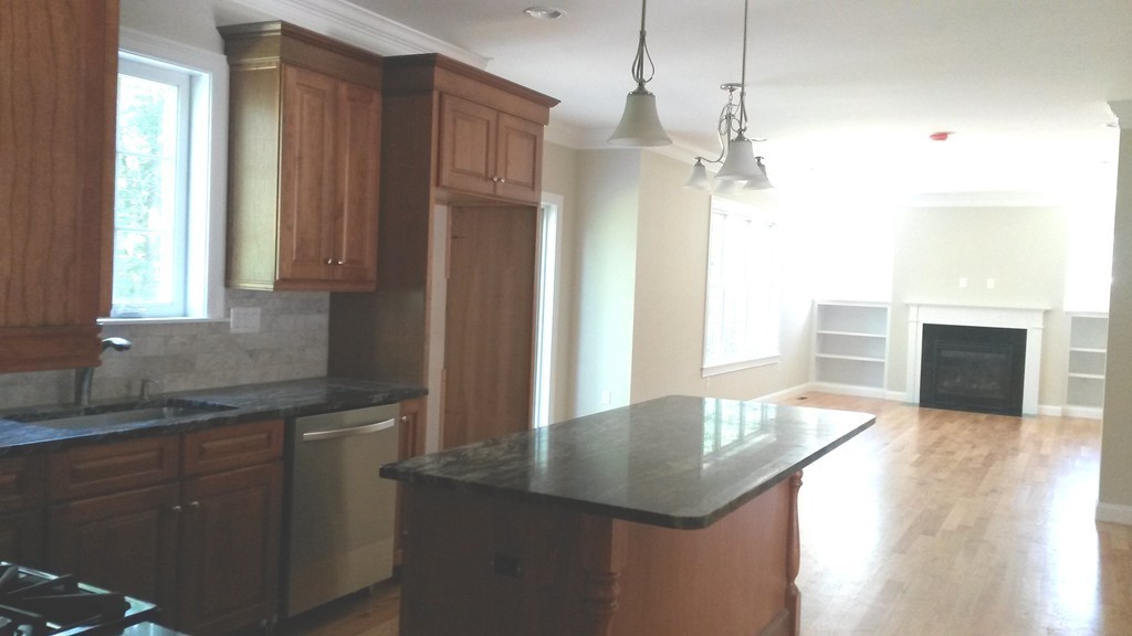 10 Maryvale Road Burlington, MA 01803 - Photo 4 of 14 Gallery Image 4