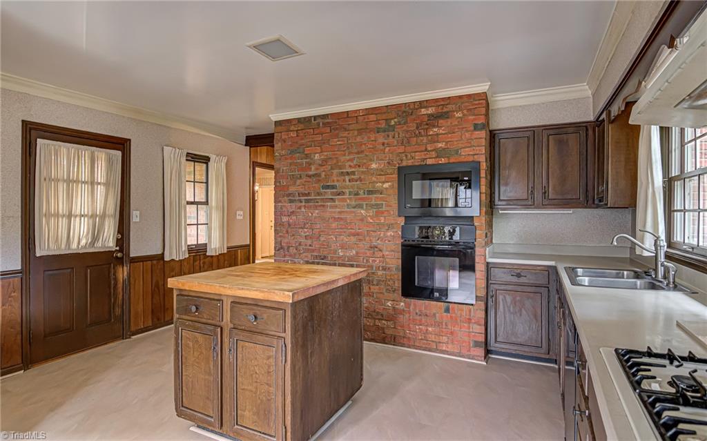 2304 Red Forest Road Greensboro, NC 27410 - Photo 17 of 35 Gallery Image 17