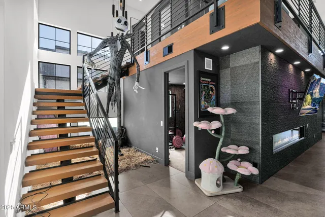 a view of entryway with a front door