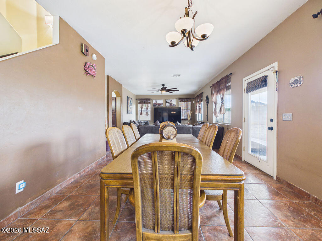 4591 South Paseo Don Rolando Tucson, AZ 85746 - Photo 14 of 33 CAM06457G6-PR0018-STILL013