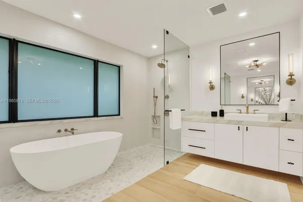 $2,995,000 | 59 Southeast Turtle Creek Drive, Jupiter, FL 33469