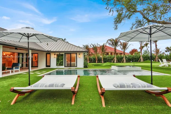 $2,995,000 | 59 Southeast Turtle Creek Drive, Jupiter, FL 33469