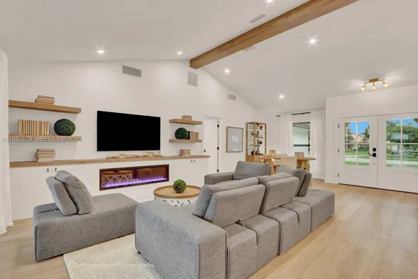 $2,995,000 | 59 Southeast Turtle Creek Drive, Jupiter, FL 33469