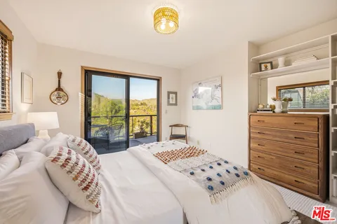 $1,599,500 | 19818 Valley View Drive, Topanga, CA 90290