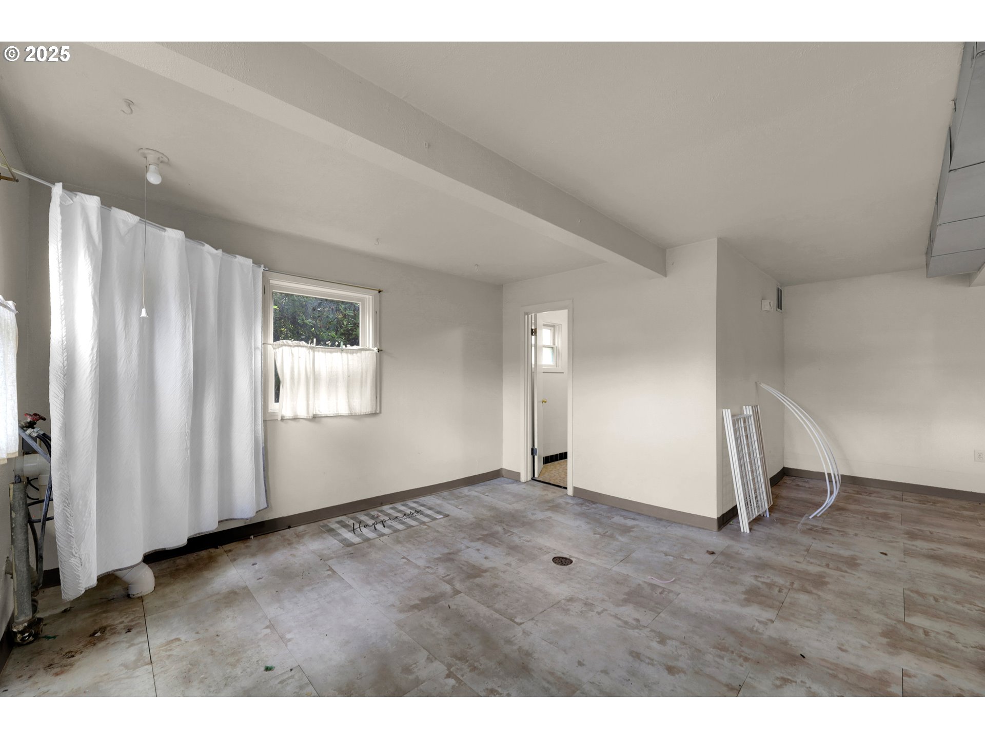 605 Fulvue Drive Eugene, OR 97405 - Photo 29 of 36