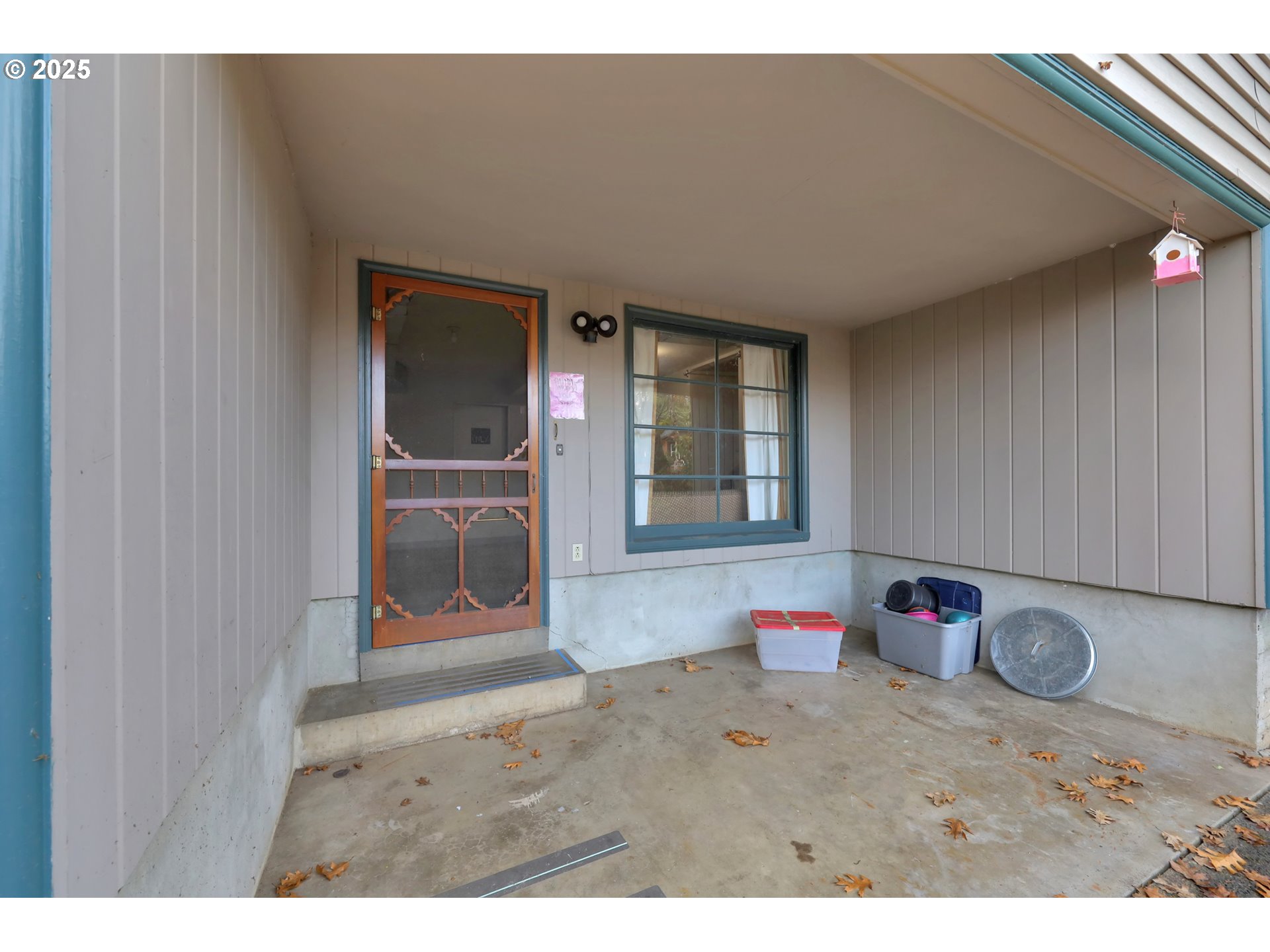 605 Fulvue Drive Eugene, OR 97405 - Photo 32 of 36