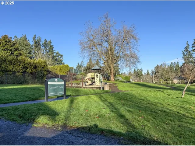 $680,000 | 605 Fulvue Drive, Eugene, OR 97405