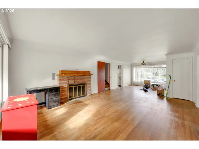 $680,000 | 605 Fulvue Drive, Eugene, OR 97405