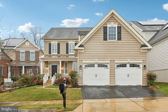 $900,000 | 8242 Castanea Lane, Derwood, MD 20855