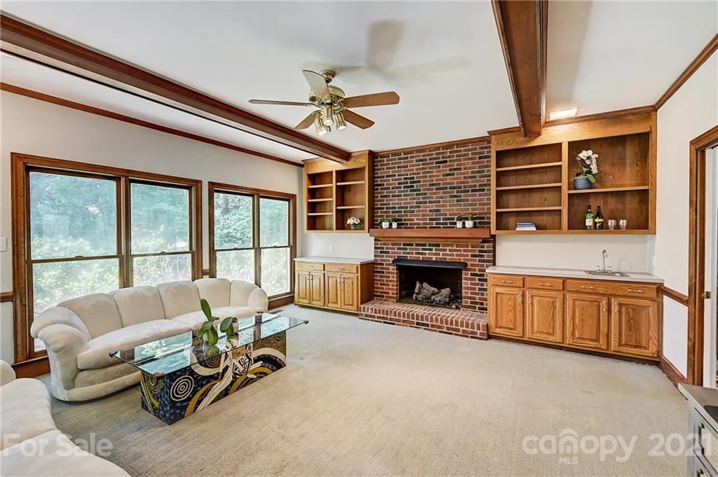 4422 Pendale Road Charlotte, NC 28210 - Photo 13 of 48 Gallery Image 13