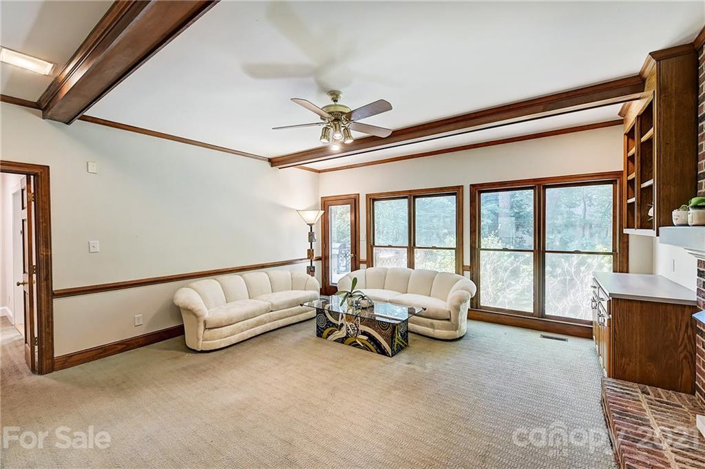 4422 Pendale Road Charlotte, NC 28210 - Photo 15 of 48 Gallery Image 15
