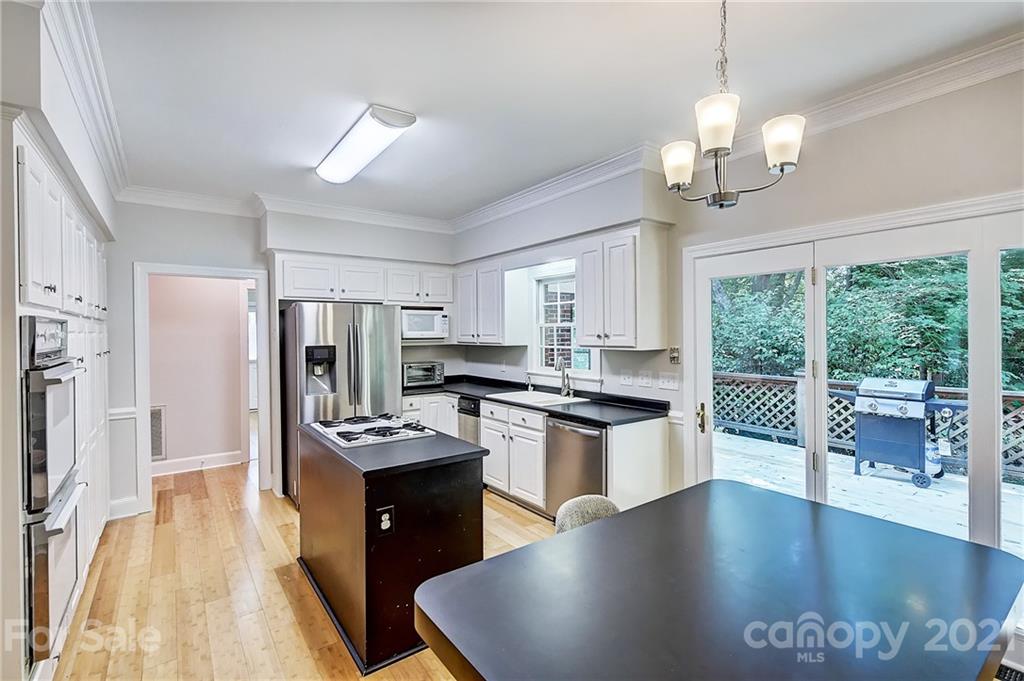4422 Pendale Road Charlotte, NC 28210 - Photo 17 of 48 Gallery Image 17