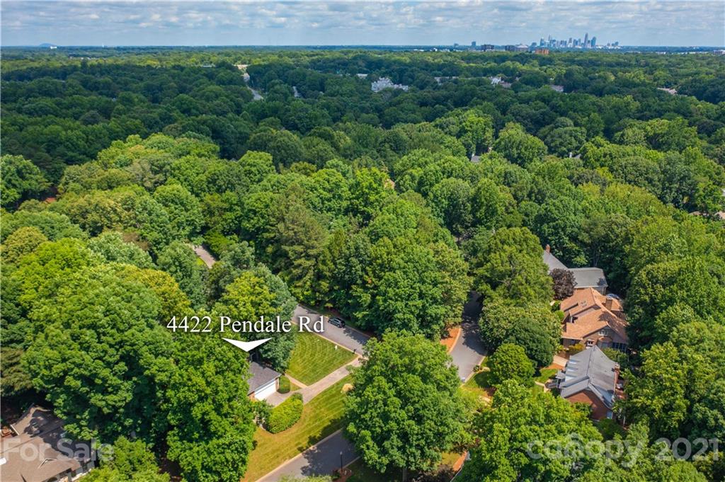4422 Pendale Road Charlotte, NC 28210 - Photo 4 of 48 Gallery Image 4