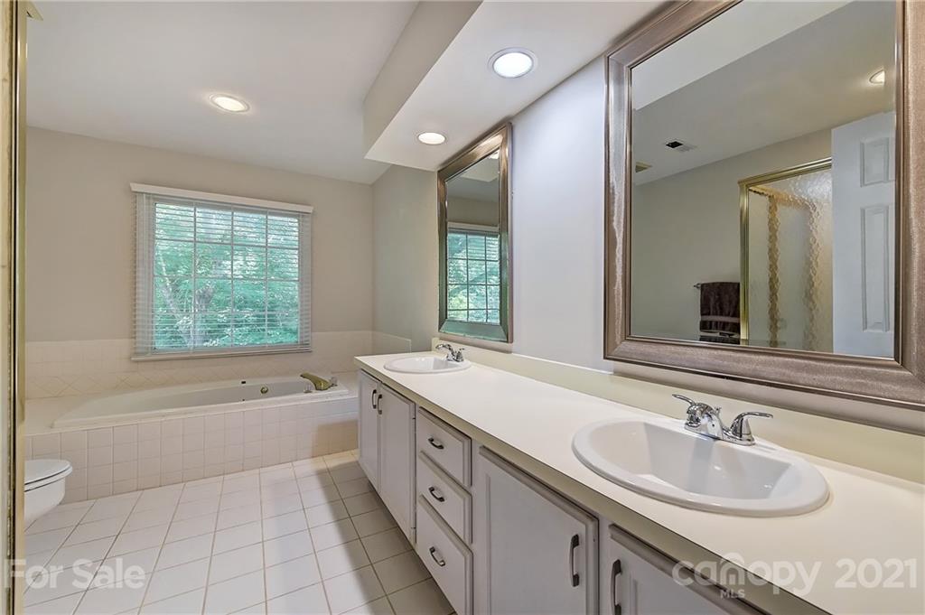 4422 Pendale Road Charlotte, NC 28210 - Photo 34 of 48 Gallery Image 34