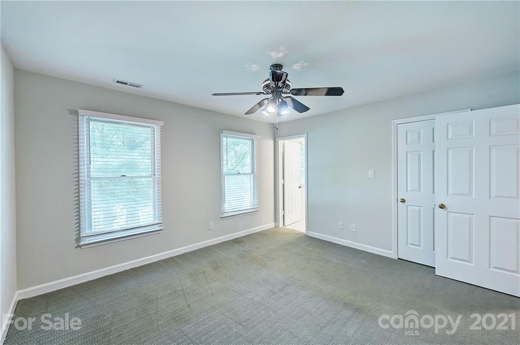 4422 Pendale Road Charlotte, NC 28210 - Photo 38 of 48 Gallery Image 38
