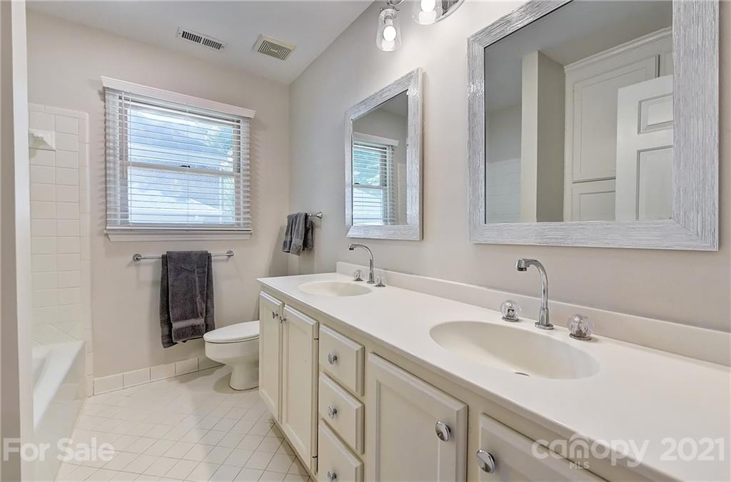 4422 Pendale Road Charlotte, NC 28210 - Photo 41 of 48 Gallery Image 41
