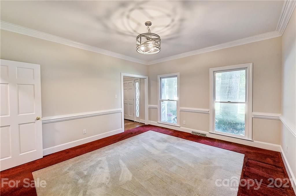 4422 Pendale Road Charlotte, NC 28210 - Photo 8 of 48 Gallery Image 8