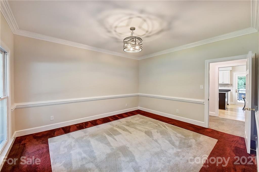 4422 Pendale Road Charlotte, NC 28210 - Photo 9 of 48 Gallery Image 9
