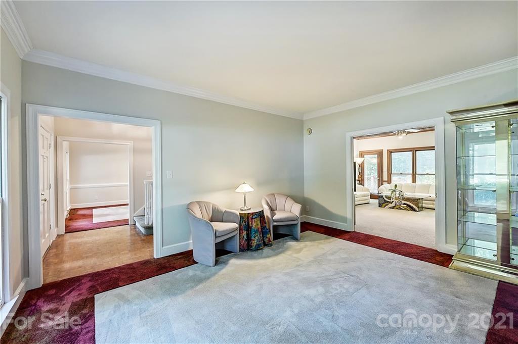 4422 Pendale Road Charlotte, NC 28210 - Photo 10 of 48 Gallery Image 10