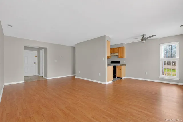 $2,200 | 111 Cartwheel Court, Unit 18, Washingtonville, NY 10992