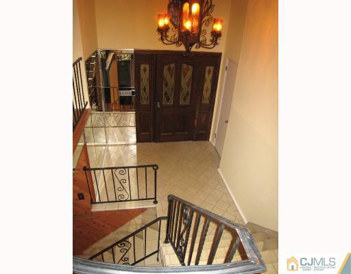 19 Eagle Road Edison, NJ 08820 - Photo 2 of 8 Gallery Image 2