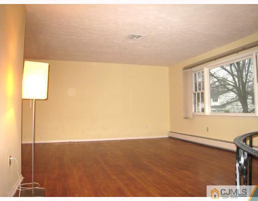 19 Eagle Road Edison, NJ 08820 - Photo 3 of 8 Gallery Image 3