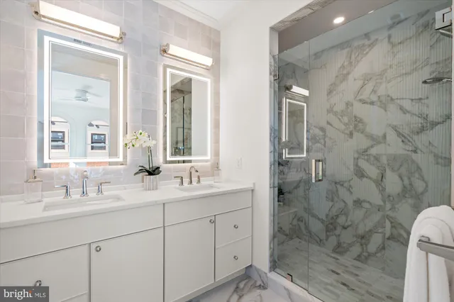 $2,400,000 | 115 North West Street, Alexandria, VA 22314