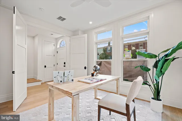 $2,400,000 | 115 North West Street, Alexandria, VA 22314