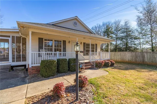 $249,900 | 2001 Sunshine Lane, Lexington, NC 27295