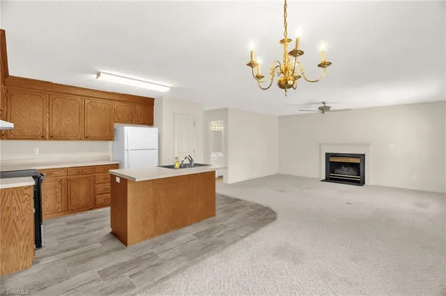 $249,900 | 2001 Sunshine Lane, Lexington, NC 27295