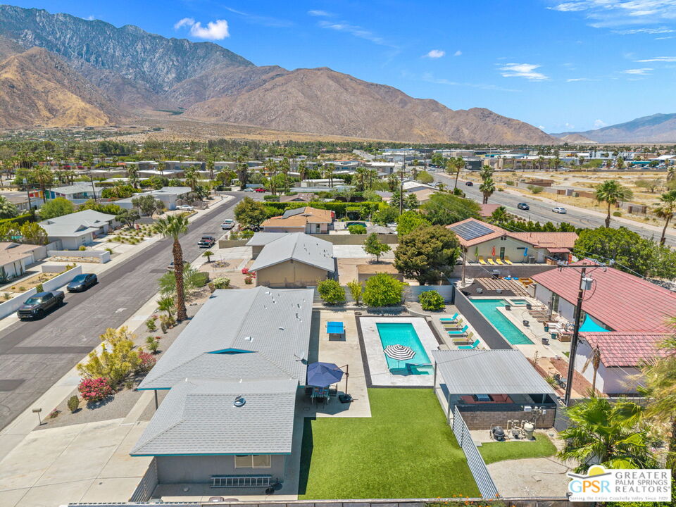 490 East Molino Road Palm Springs, CA 92262 - Photo 46 of 47 an aerial view of multiple house
