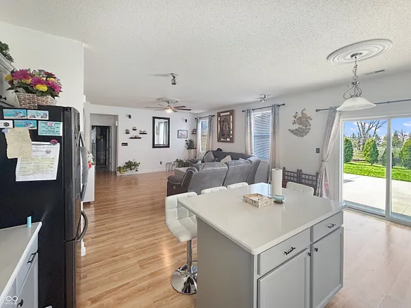 $399,900 | 1678 Juniper Lane, Greenwood, IN 46143