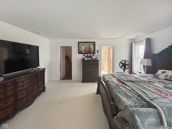 $399,900 | 1678 Juniper Lane, Greenwood, IN 46143